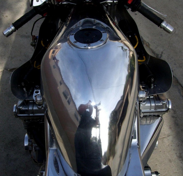 Honda CBX V12 Caf? Racer